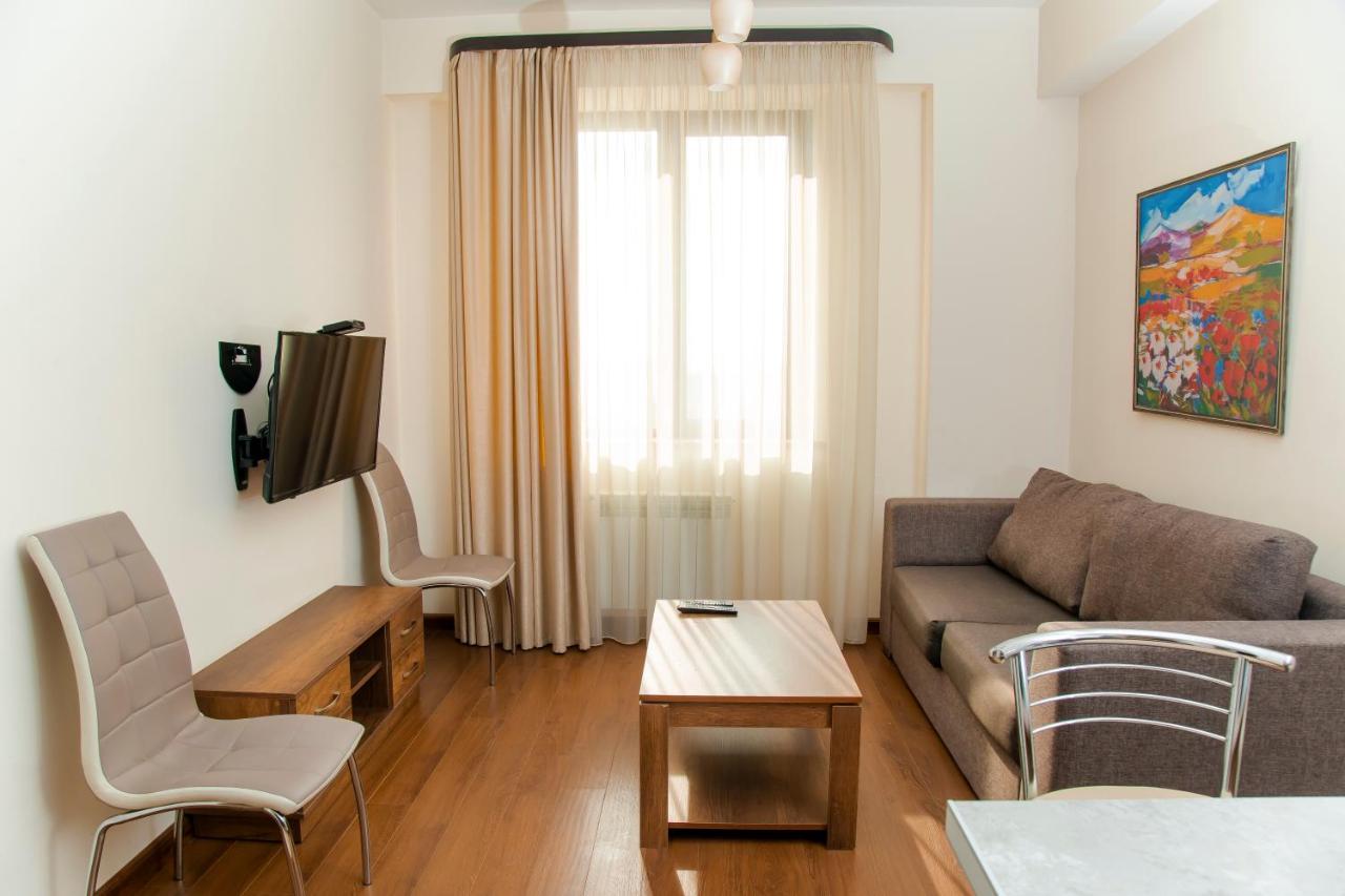 D&H Group Yerevan Exterior foto