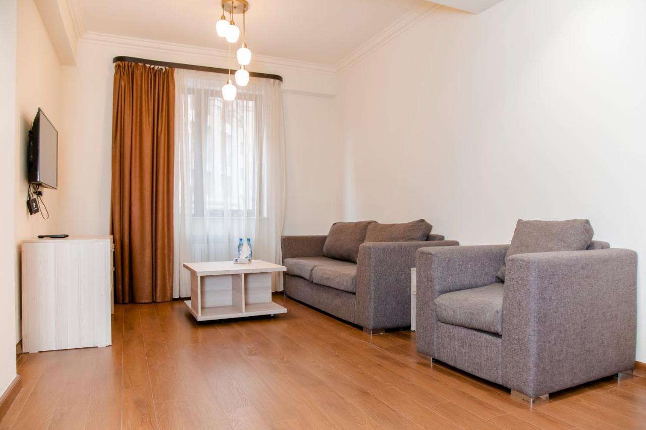 D&H Group Yerevan Exterior foto
